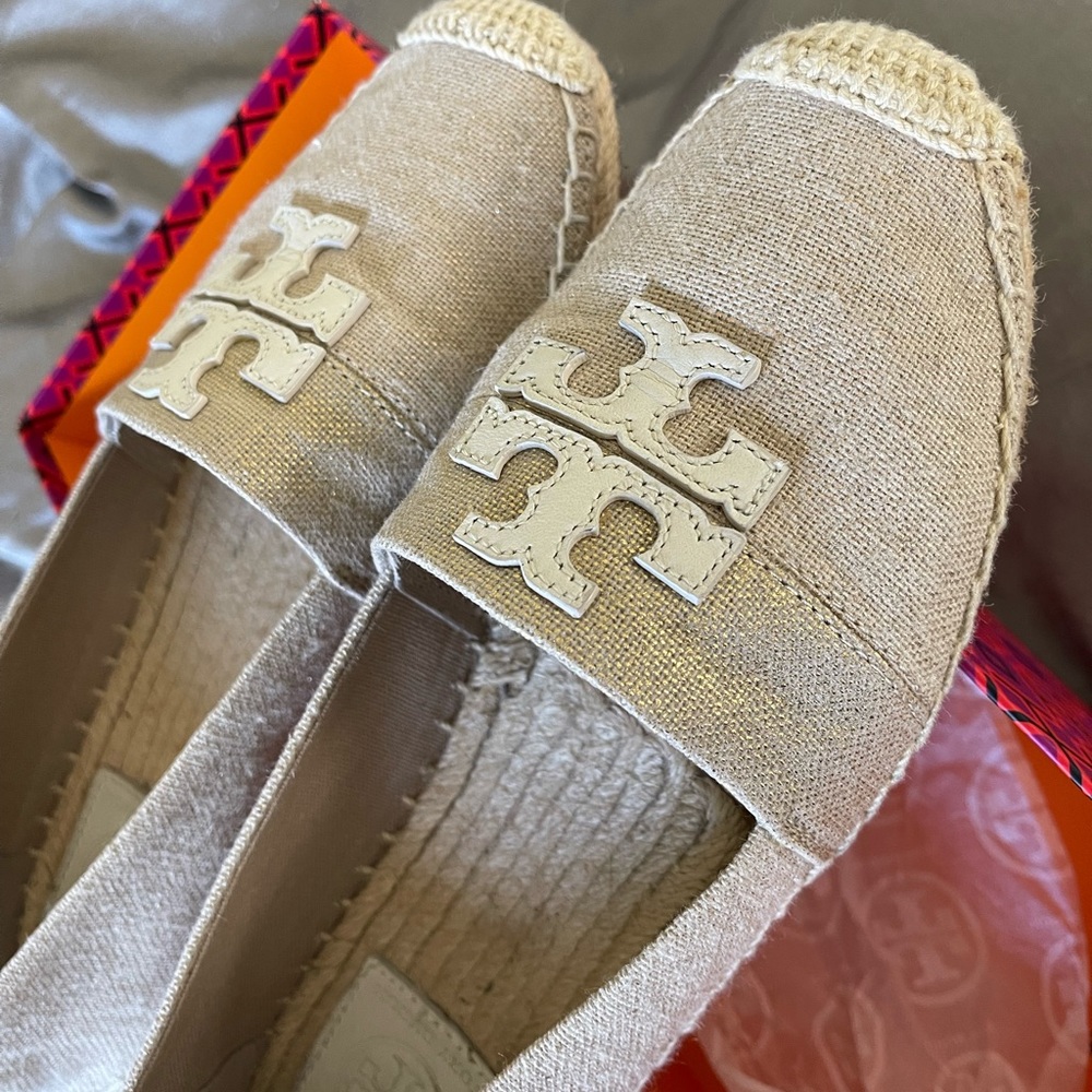 Tory Burch Weston Flat Espadrille Metallic Fabric/Calf Natural/New Ivory Color